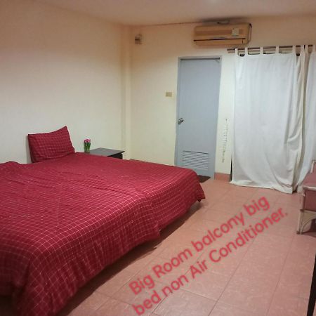 Apartments Thai Smile Pattaya ภายนอก รูปภาพ